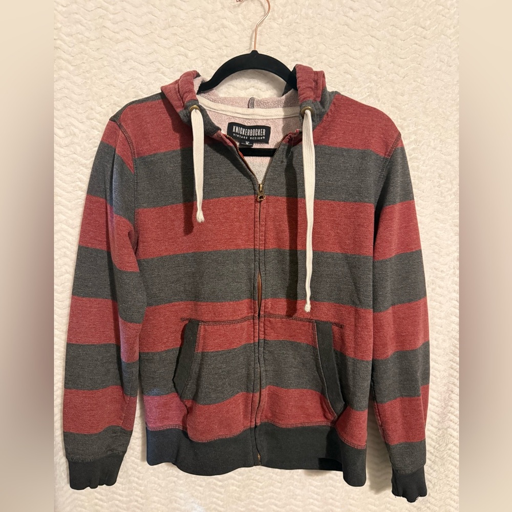 Knickerbocker Vintage Design Zip-Up Sweater in Red and Gray Stripes. Size small